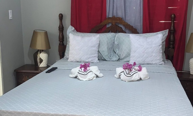 IronShore Estates Apartment | Cozy 1-bedroom apartment with AC, pool, Wi-Fi and ocean view in Montego Bay