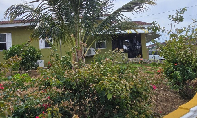 Falmouth House | Cozy 1-Bedroom W/Sea Breeze, Breathtaking Ocean, and Mountainous Views, Gated