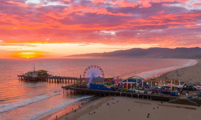 Downtown Bed & Breakfast | Cozy 1bd in Santa Monica w FREE parking