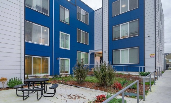 South Tacoma Apartment | Cozy 1BR/1BA Tacoma Retreat near Fort Lewis