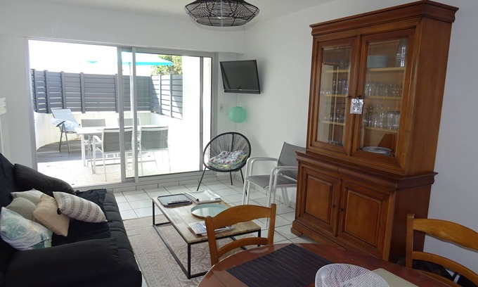 Les Sables d'Olonne Apartment | Cozy 1BR Apartment with Terrace, 200m from Sandy Beach