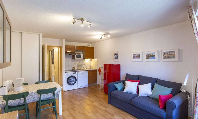 Luz-Saint-Sauveur Apartment | Cozy 1BR Apartment for 5 with Parking in Luz-Saint-Sauveur