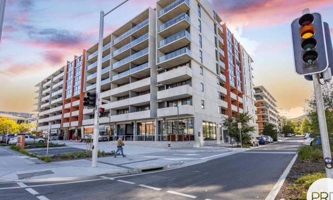 Braddon Apartment | Cozy 1BR Apartment in the heart of Canberra