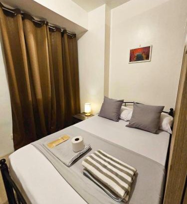 Barangay 76 Apartment | Cozy 1BR beside MOA with Wifi, Netflix, Pool & Washer