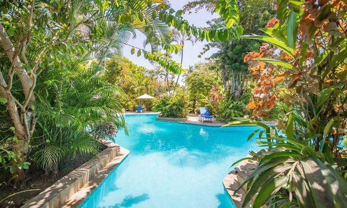 ProCab Apartment | Cozy 1BR – Pool, Walk to Beach, Quiet & Secure