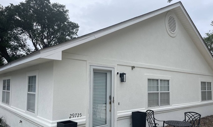 Ono Island House | Cozy 2/2 cottage at the end of Bear Point in Orange Beach Alabama.