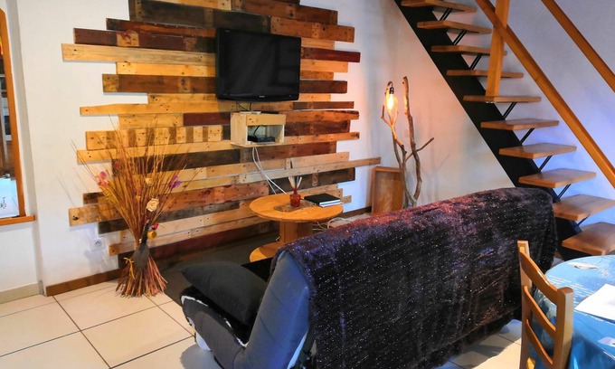 Le Tholy Cottage | Cozy 2-Bed Rental with Mountain Views, Private Terrace, and Nearby Waterfalls