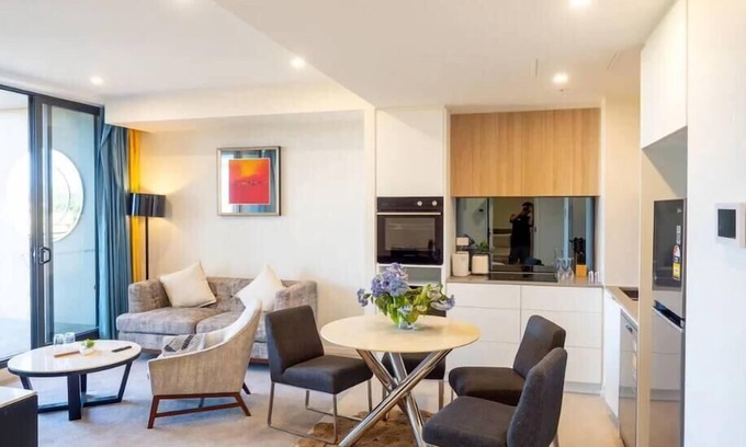 Lyneham Apartment | Cozy 2 Bedroom Apartment in Lyneham