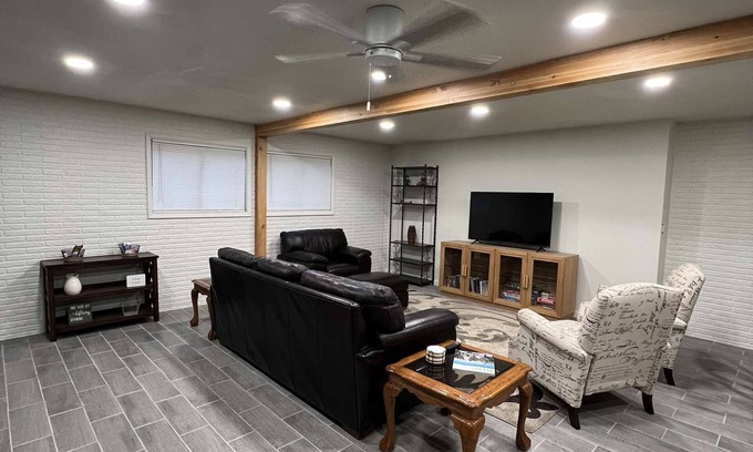 Mesa House | Cozy 2-bedroom apartment with AC and WiFi in charming Mesa, Arizona