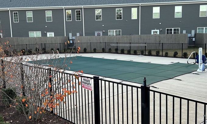 Norfolk - Virginia Beach Condo | Cozy 2-bedroom condo in wonderful Chesapeake with fitness room, WiFi