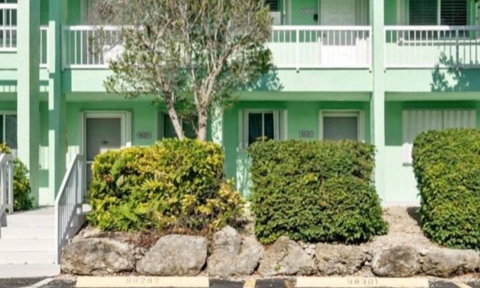 Rock Harbor Condo | Cozy 2-bedroom condo with AC, WiFi in charming Key Largo