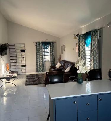Old Harbour House | Cozy 2 bedroom