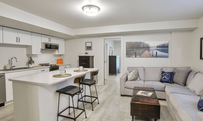 Gravenhurst House | Cozy 2-Bedroom Retreat with Private Entrance at Muskoka Bay Resort.