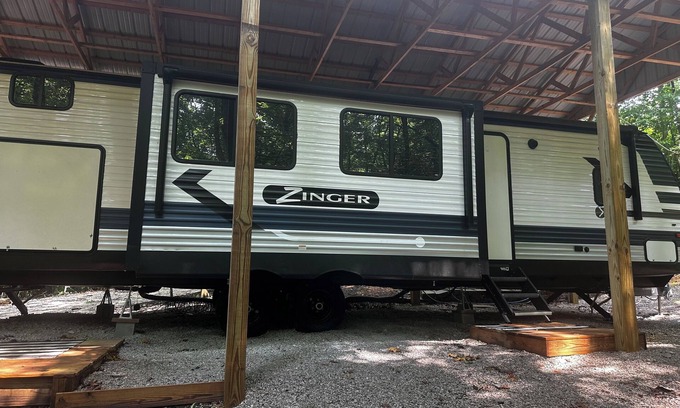 Nancy House | Cozy 2-bedroom RV 1.5 miles from Wolf Creek Marina, Lake Cumberland KY