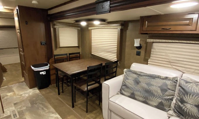 Quartzsite House | Cozy 2-bedroom Travel Trailer in charming Quartzsite, AZ