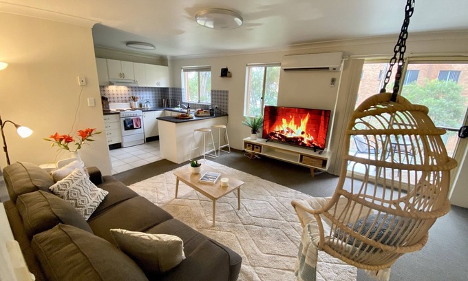 Mount Druitt Apartment | Cozy 2 bedroom unit close to everything