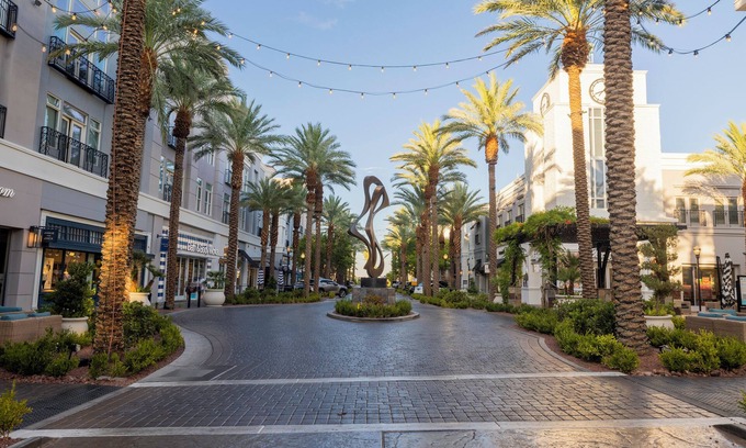 Green Valley Ranch Condo | Cozy 2-Master bedroom condo with private bathrooms located next to The District.