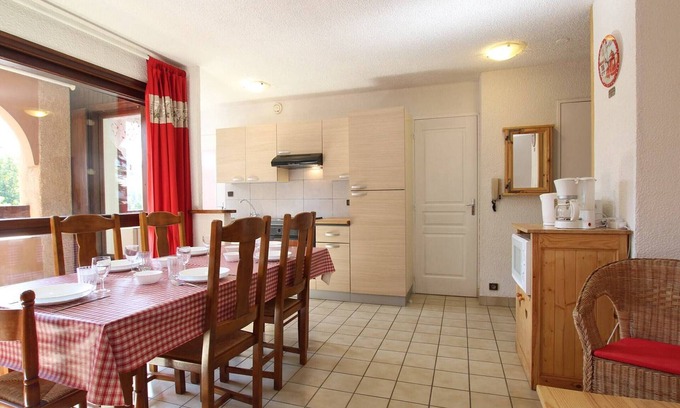 Briancon Apartment | Cozy 2-Room Apartment with Cabin near Prorel Gondola, Briançon