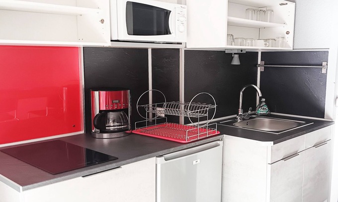 Valfrejus Apartment | Cozy 20m2 studio at the foot of a blue slope with chairlift and ski lift