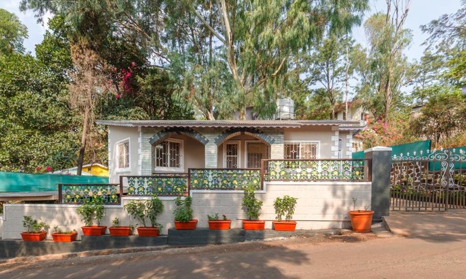 Wai House | Cozy 2BHK Villa at Dela Meher Cottage