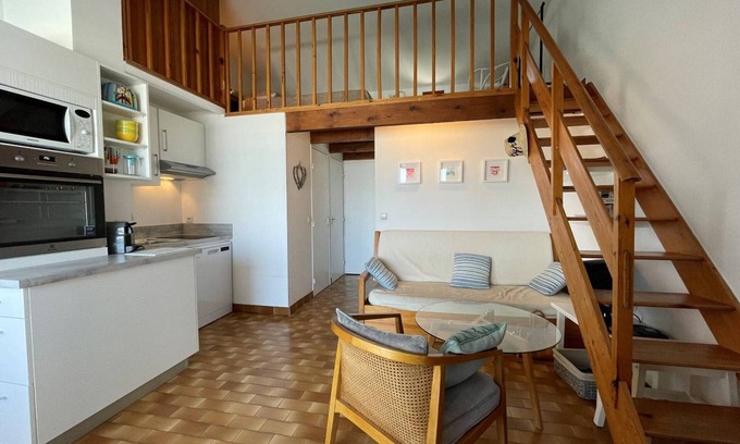 Saint-Cyprien Plage Apartment | Cozy 2BR Apartment with Mezzanine, Pool, and Parking - Near Beach, Saint-Cyprien