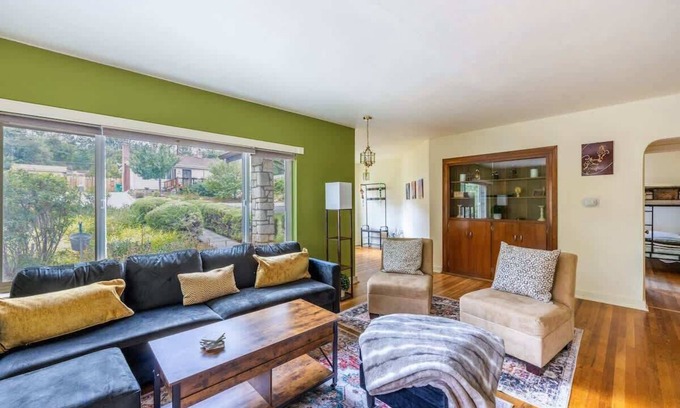 West University House | Cozy 2BR Home Near UNR with Large Deck & Parking