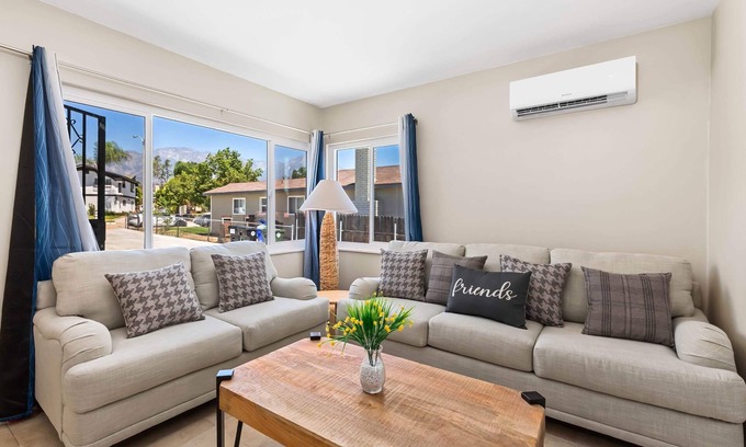 Ontario House | Cozy 2BR Home with Bright Interior & Relaxing Patio