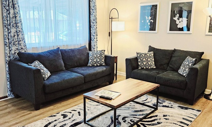 Westland House | Cozy 3 bed 1 bath entire house- up to 6 people