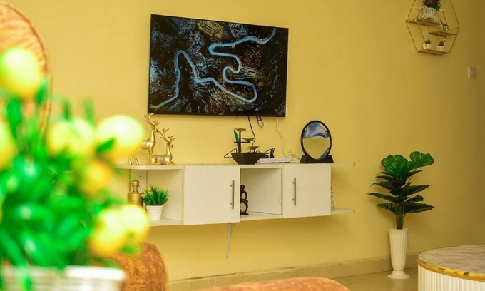 Viwanda Apartment | Cozy 3-bedroom all-Ensuite apartment in pleasant Nakuru with Fast WiFi & Netflix