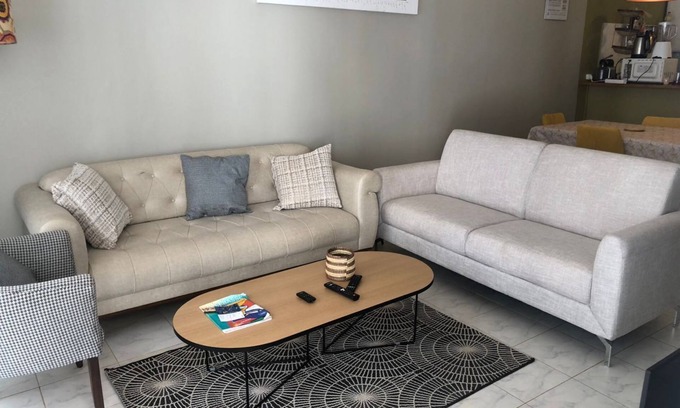 Yof Apartment | Cozy 3-bedroom apartment in enjoyable Dakar with WiFi, AC and close to ocean.