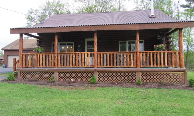 Meredith Cabin | Cozy 3 bedroom Cabin near Cooperstown