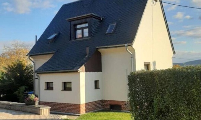 Wilkau-Haßlau House | Cozy 3 bedroom house with great views in a quiet location