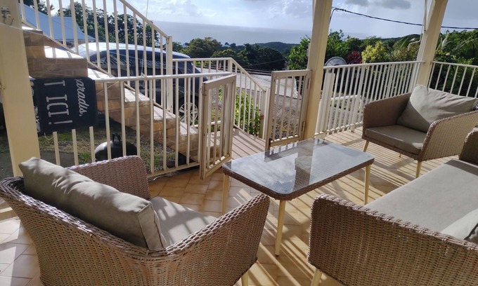 Pointe-Noire House | Cozy 3-bedroom house in pleasant Pointe-Noire with WiFi, AC