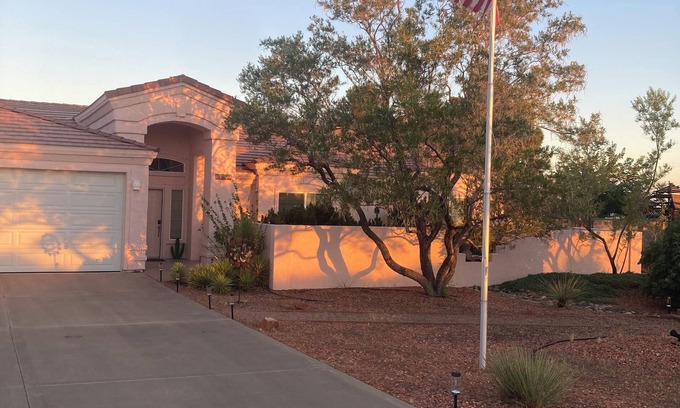 Page House | Cozy 3-bedroom house in Page with onsite parking for 4 vehicles with trailers.