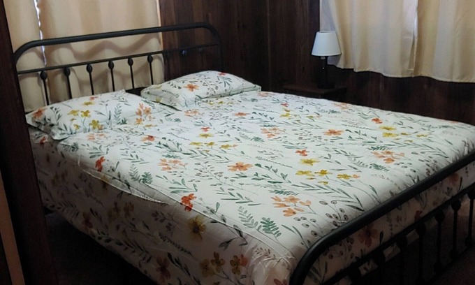 Blanding House | Cozy 3-bedroom mobile home in serene Blanding with AC, WiFi
