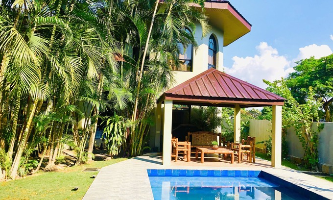 Nasugbu Villa | Cozy 3 Bedroom Villa with Private Pool