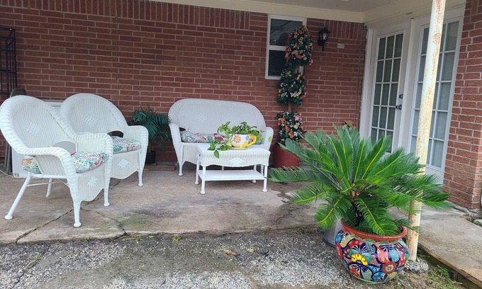 North Houston House | Cozy 3 bedrooms gated home in the TC Jester and Tidwell area