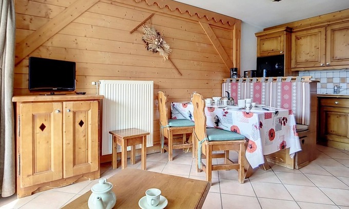 Reberty Apartment | Cozy 3-Room Apt Near Slopes: Balcony, Pool, Sauna, Covered Parking