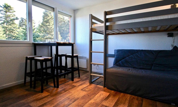 Chamrousse Apartment | Cozy 3-Star Studio Near Ski Slopes - Northern Exposure, Full Amenities