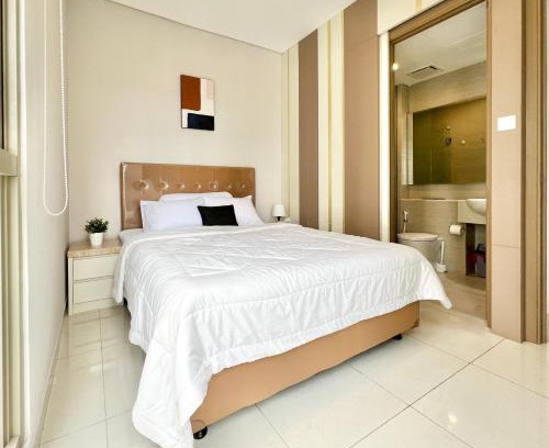 Jakarta Apartment | Cozy 3BR Suite at Taman Anggrek