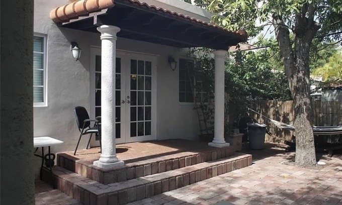 The Roads Villa | Cozy 4 bedroom Villa in the heart of Miami