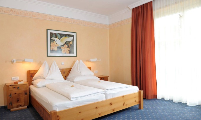 Poertschach am Woerthersee Apartment | Cozy apartment for 2 people, on a hill above Lake Wörthersee