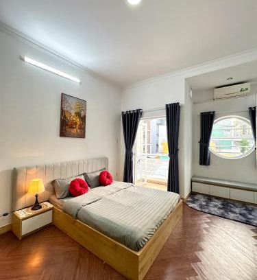 Nguyen Thai Binh Apartment | Cozy A Little Hanoi Studio - Steps to Nguyen Hue Walking Street