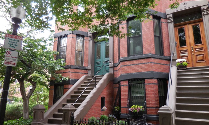 Columbus Apartment | Cozy, Adorable 1-bedroom apartment - in tourist area. Sleeps 4