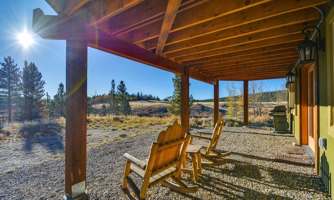 Fairplay Apartment | Cozy Alma Mountain Retreat: Fireplace & Grill