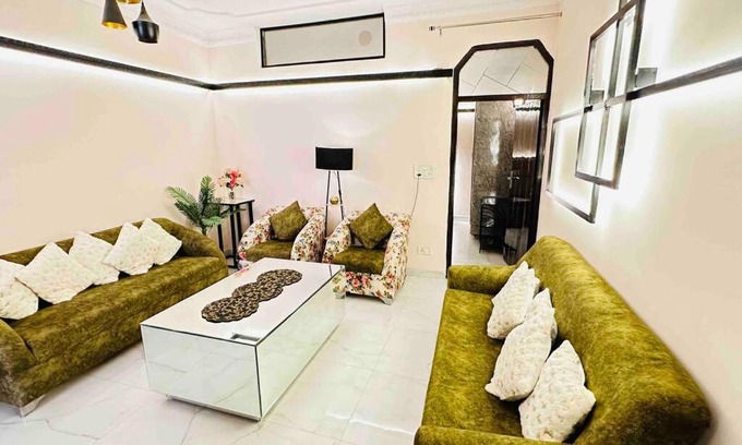 New Delhi Apartment | Cozy and charming: 1bhk studio apartment