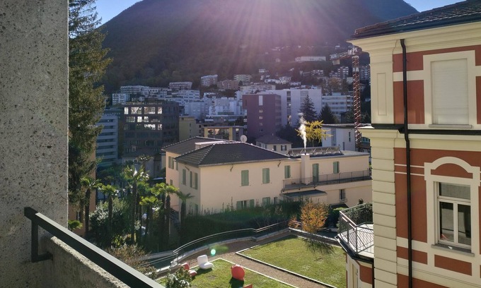 Paradiso Apartment | cozy and modern apartment 10 minutes walk from the center