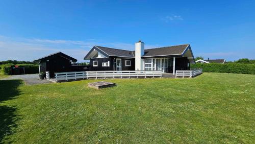 Skovmose House | Cozy And Modern Holiday Home With All Equipment