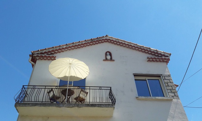 Septemes-les-Vallons Apartment | Cozy and Quiet Flat, few steps to MARSEILLE