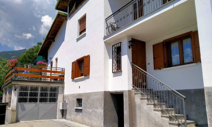 Aosta House | Cozy and quiet apartment with fantastic panoramic views.